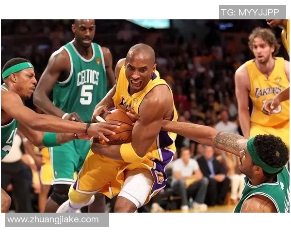 2009年湖人与魔术对决回顾：激烈比赛与精彩瞬间的全景分析