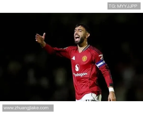 B费表现不佳引发曼联球迷怒火：急求巴莱巴，中场危机四伏_17017